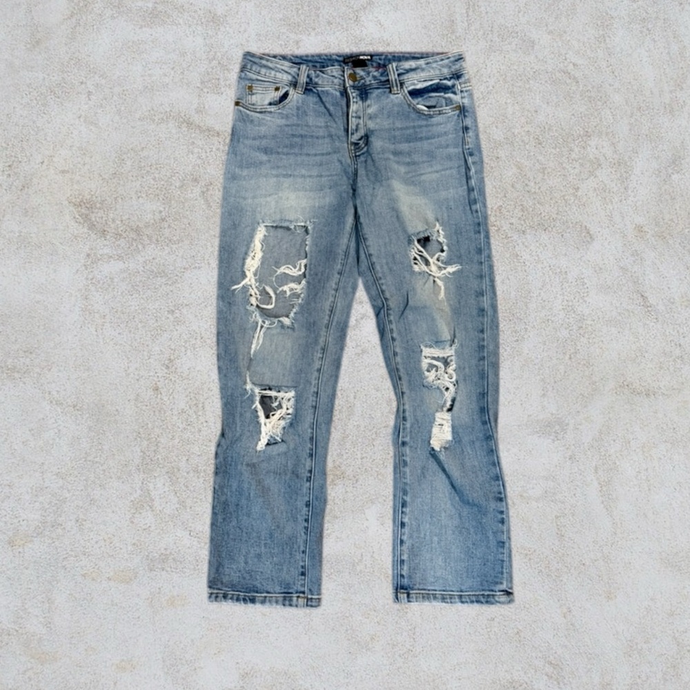 FashionNova Distressed Light Blue Jeans Cropped Style